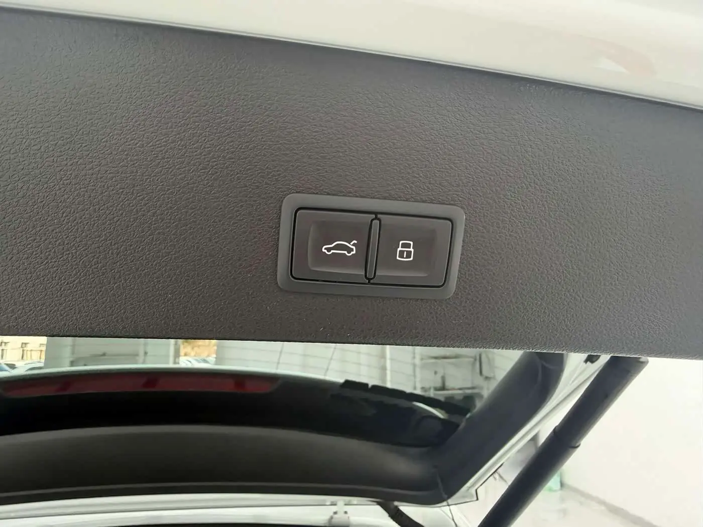 Audi Q2L 2022 — Фото 14/20