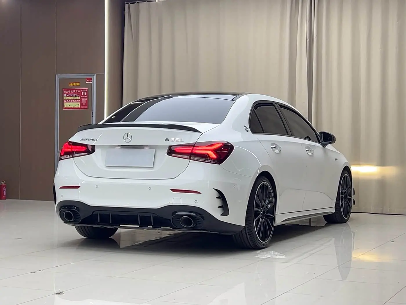 Mercedes-Benz A-Class AMG 2023 — Фото 15/16