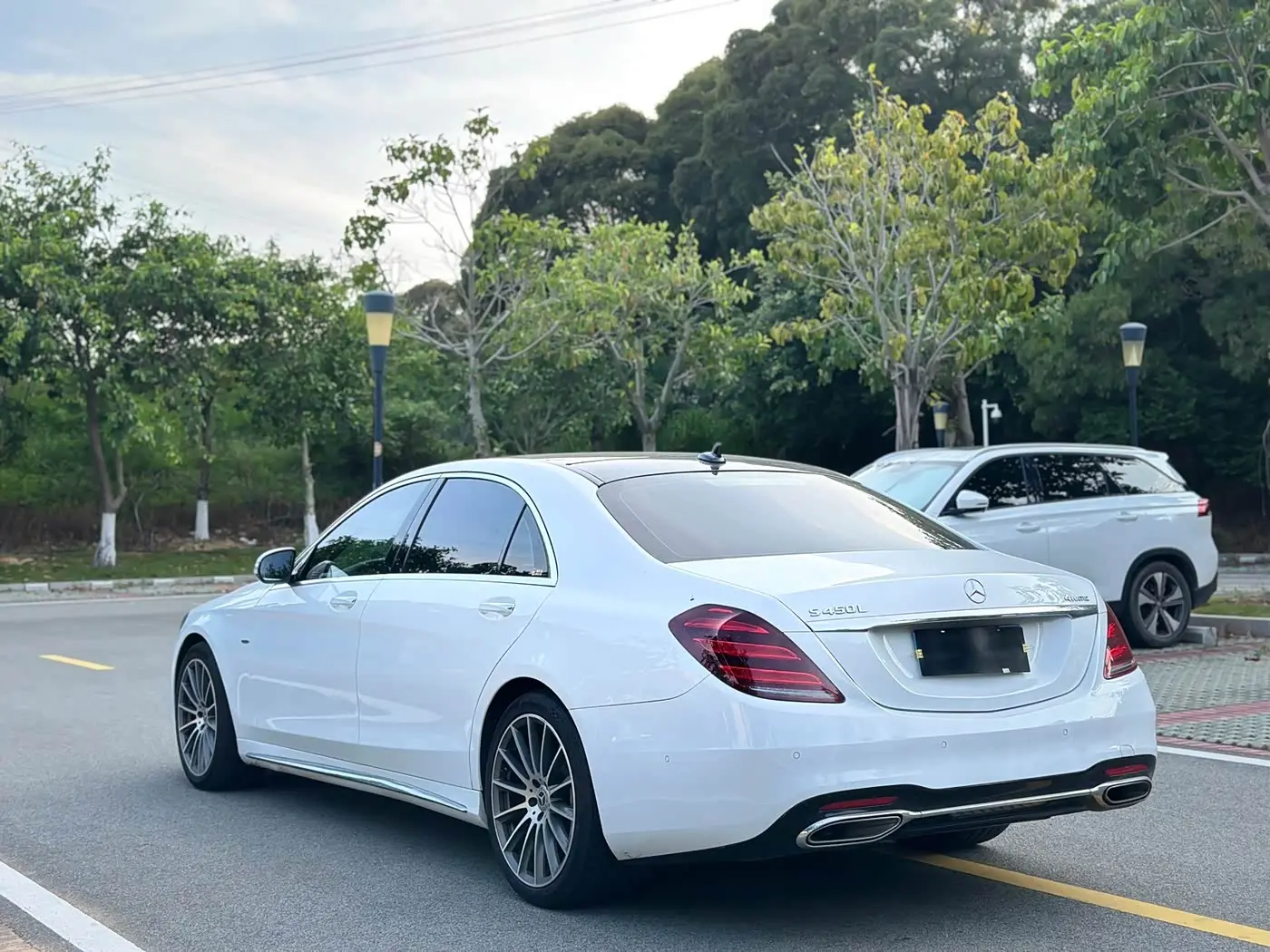 Mercedes-Benz S-Class 2020 — Photo 4/11