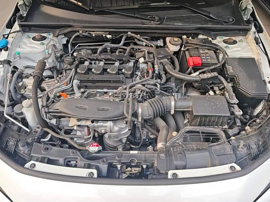 Honda Civic 2023 — Photo 10/16