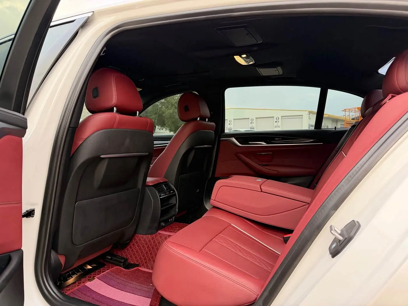 BMW 5 Series 2021 — Photo 9/9