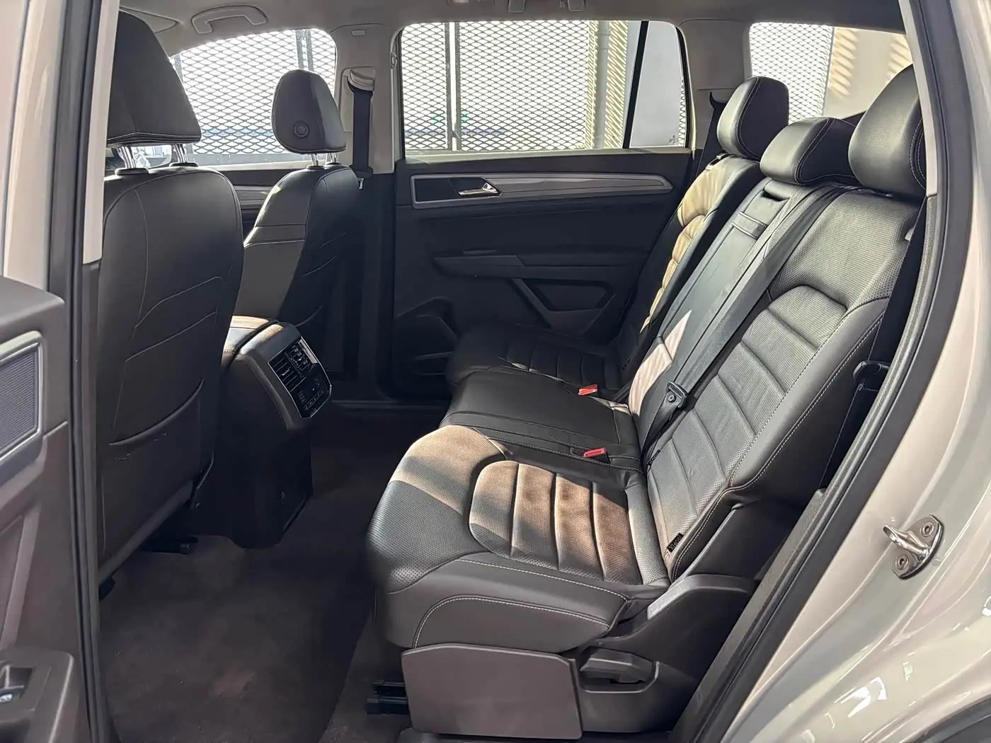 Volkswagen Teramont 2017 — Şəkil 10/15