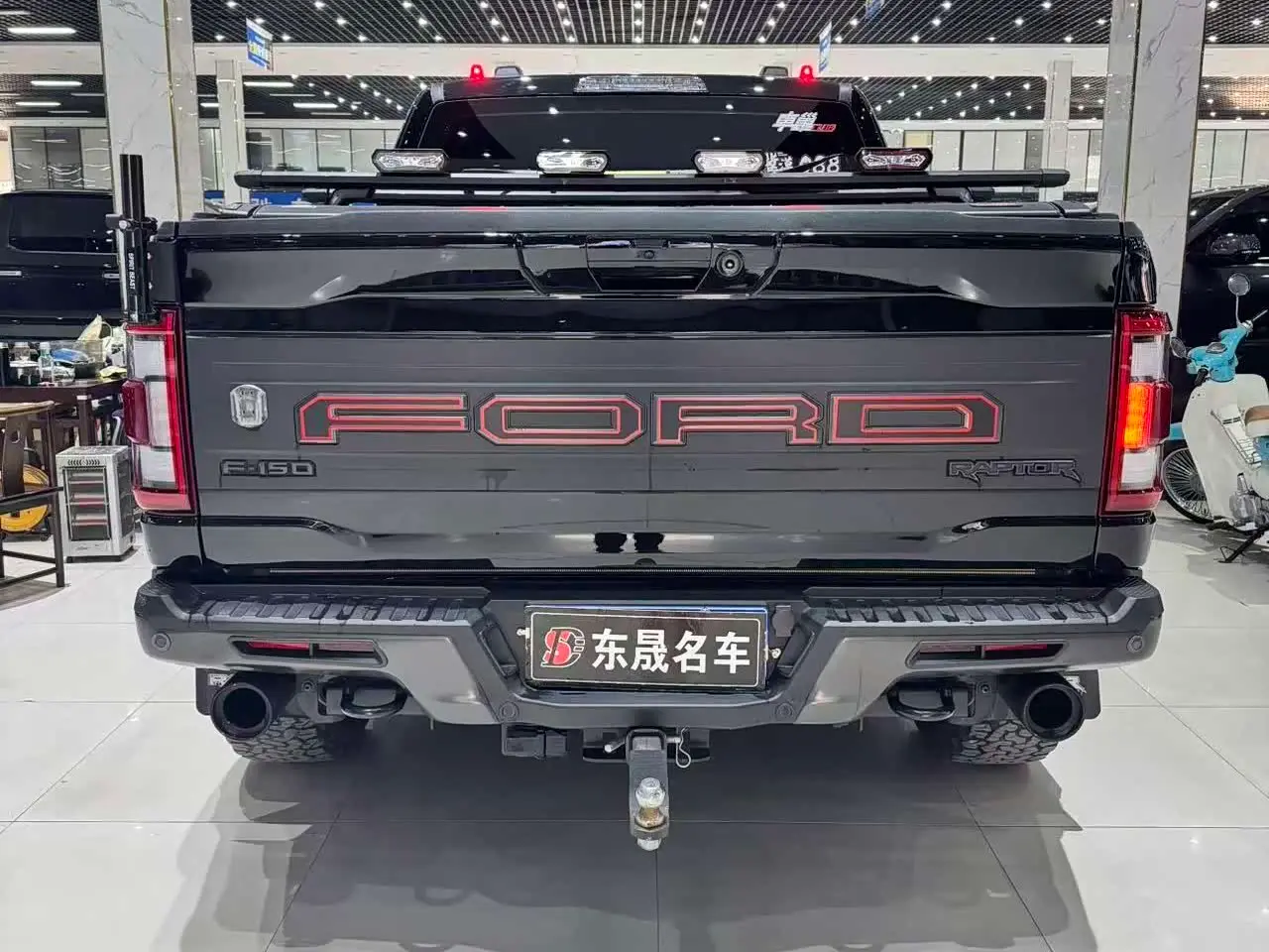 Ford F-150 Raptor 2023 — Photo 8/9
