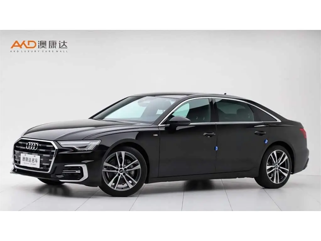 Audi A6L 2023 — Фото 1/10