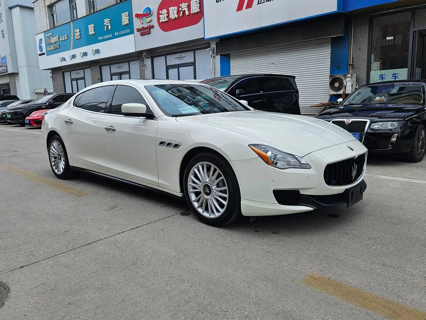 Maserati Quattroporte 2016 — Şəkil 1/9