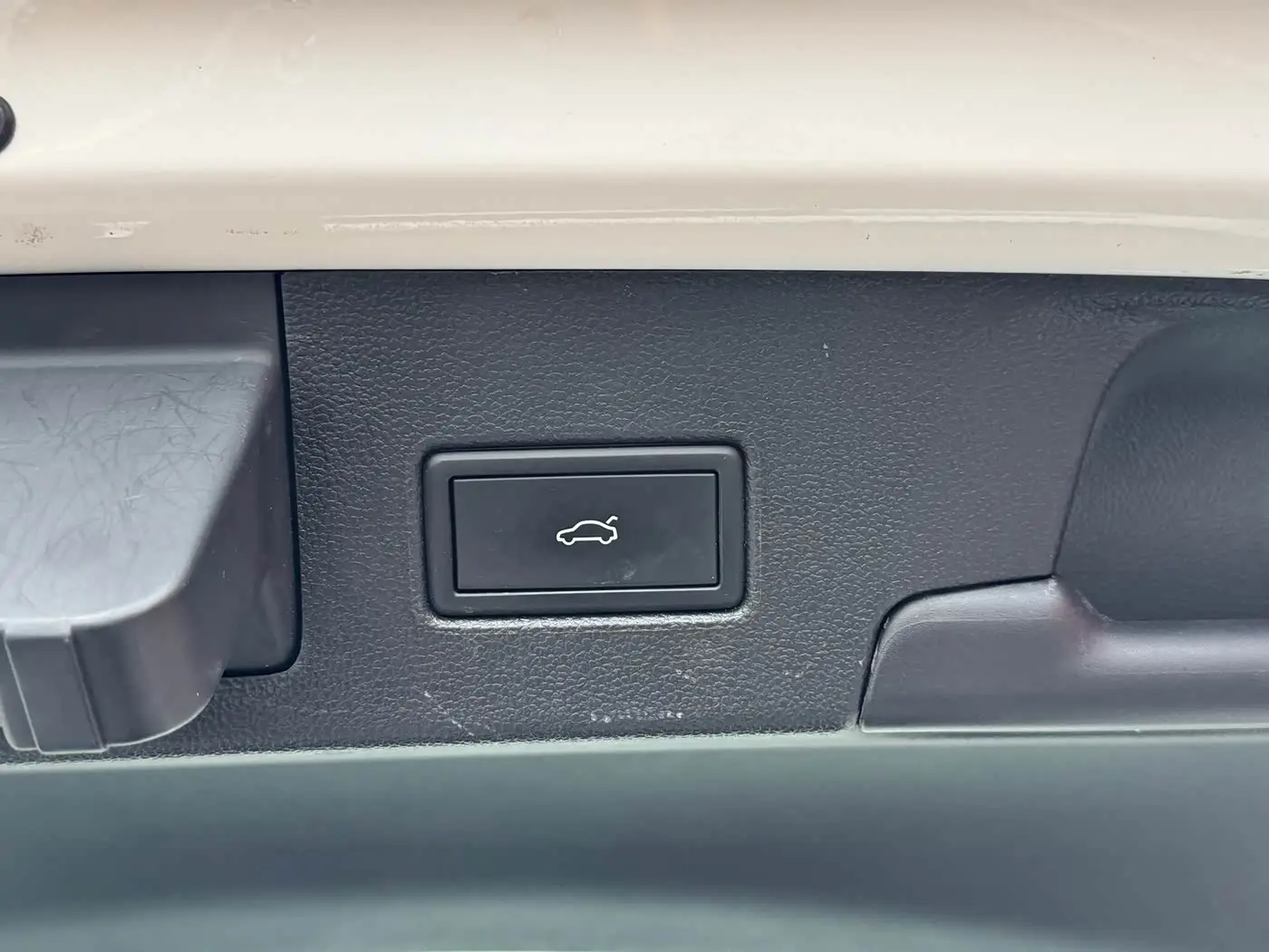 Volkswagen Lamando 2023 — Photo 17/17