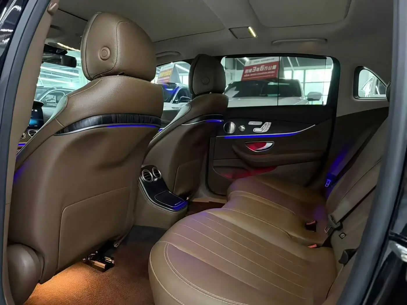 Mercedes-Benz E-Class 2022 — Photo 6/9