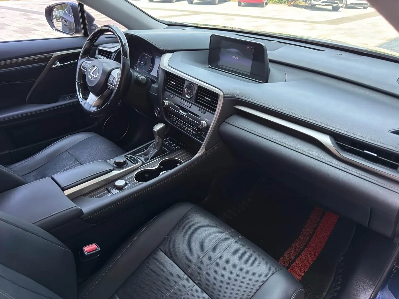 Lexus RX 2017 — Photo 20/20