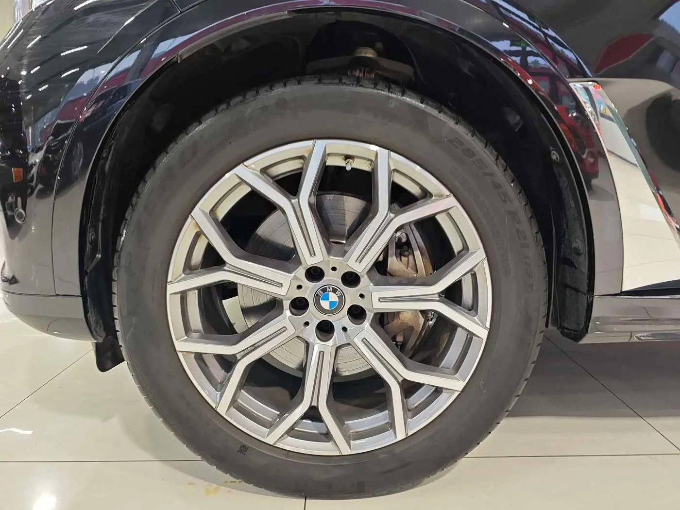 BMW X7 2022 — Фото 15/20