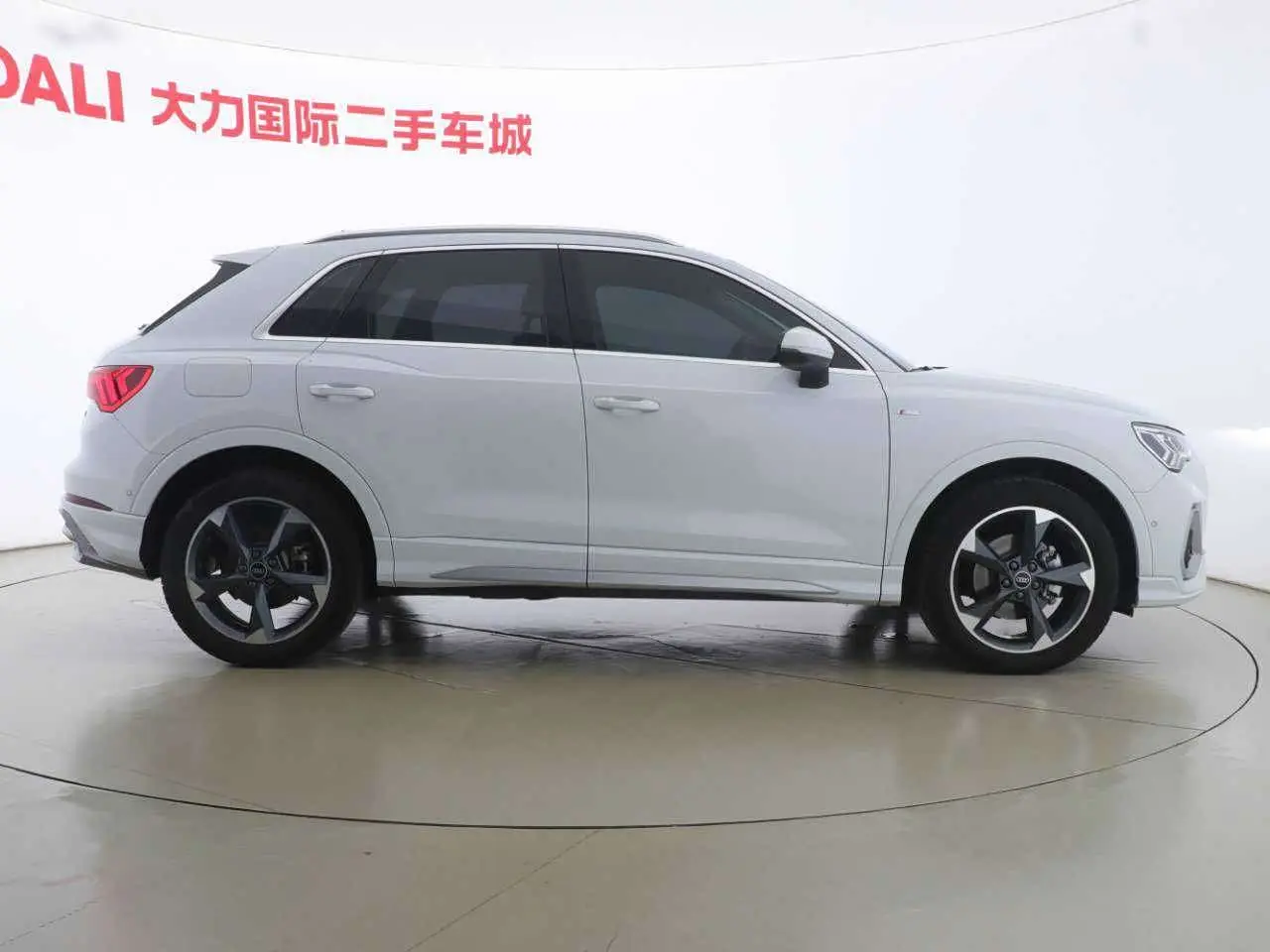 Audi Q3 2023 — Photo 11/14