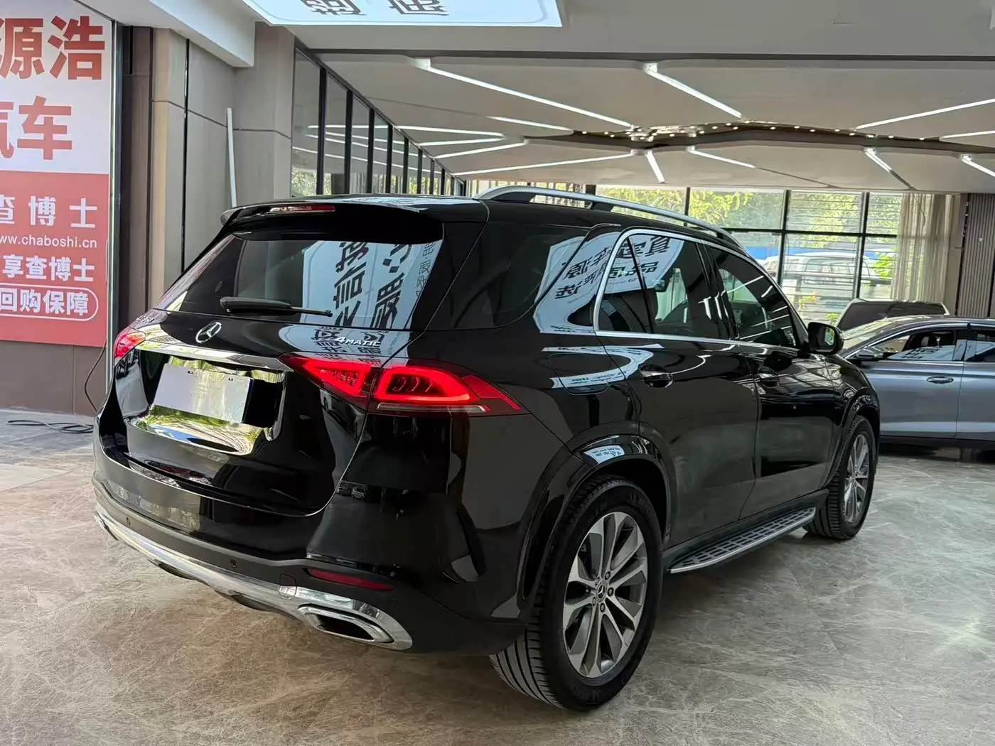 Mercedes-Benz GLE 2022 — Photo 16/18