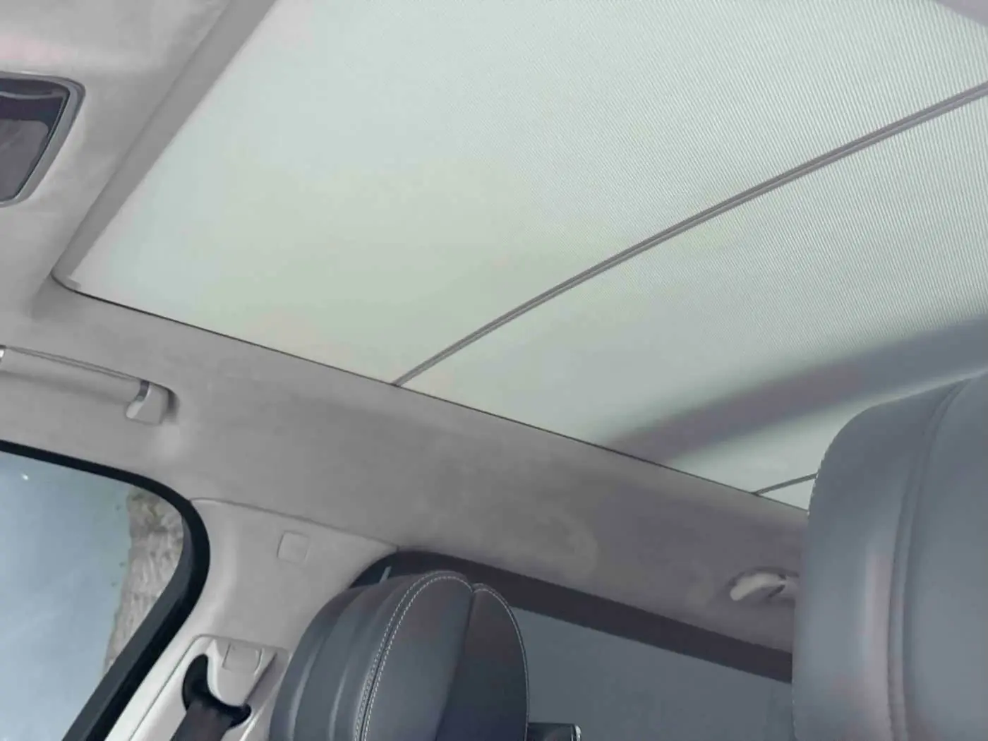 Land Rover Range Rover 2019 — Photo 17/20