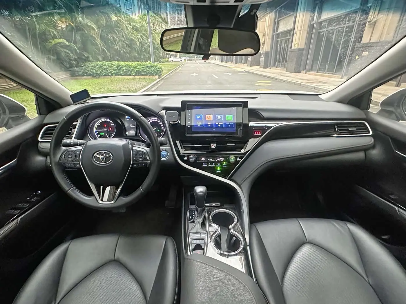 Toyota Camry 2021 — Şəkil 9/17