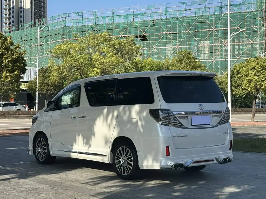 Toyota Alphard 2013 — Фото 7/9