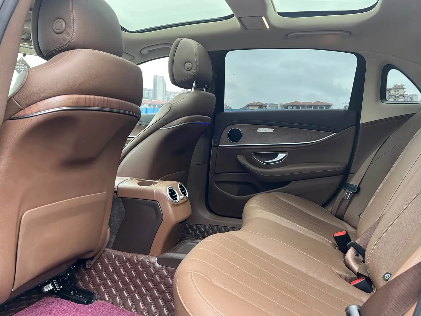 Mercedes-Benz E-Class 2020 — Фото 7/19