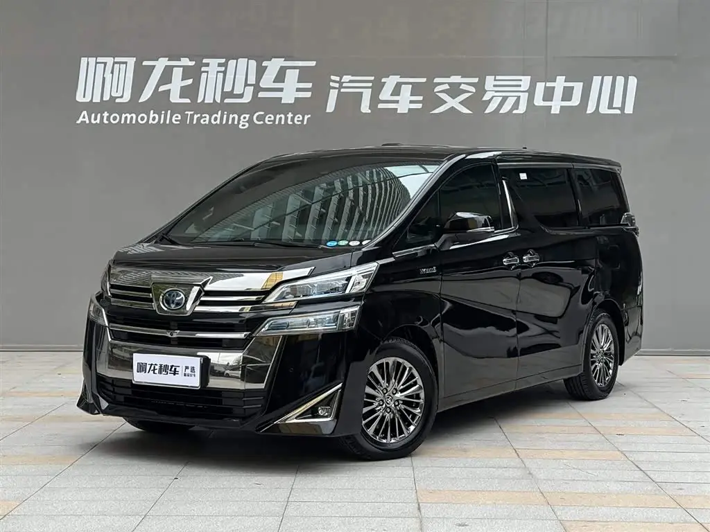Toyota Vellfire 2021 — Фото 1/20