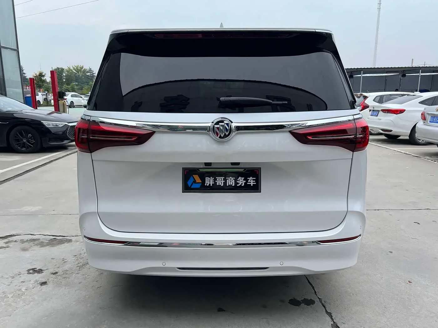 Buick GL8 2024 — Şəkil 12/13