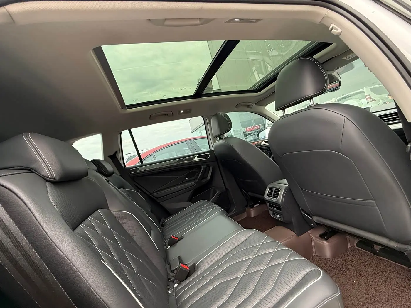 Volkswagen Tiguan L 2022 — Фото 16/20
