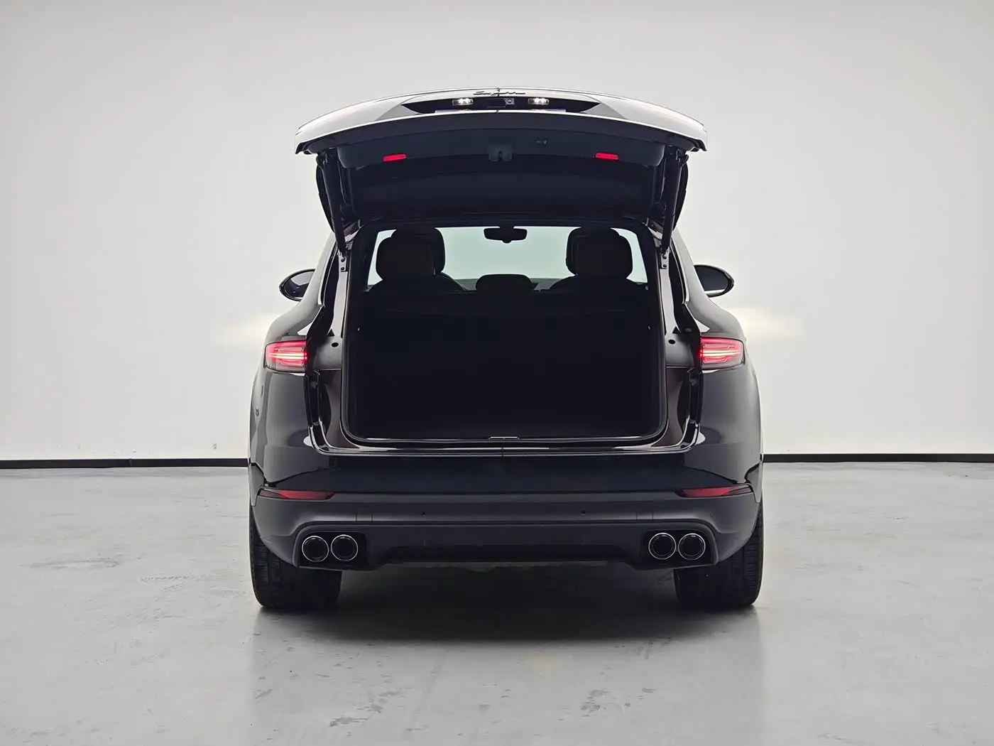 Porsche Cayenne 2021 — Фото 13/19