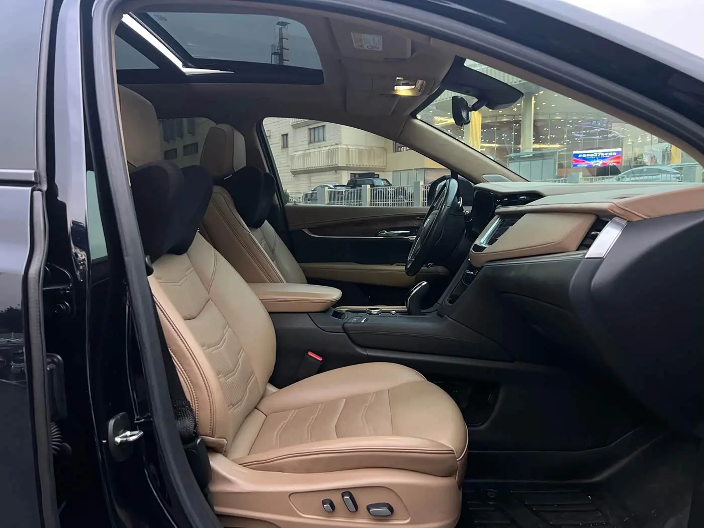 Cadillac XT5 2022 — Фото 12/20