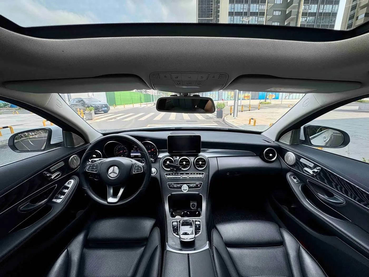 Mercedes-Benz C-Class 2018 — Фото 7/9