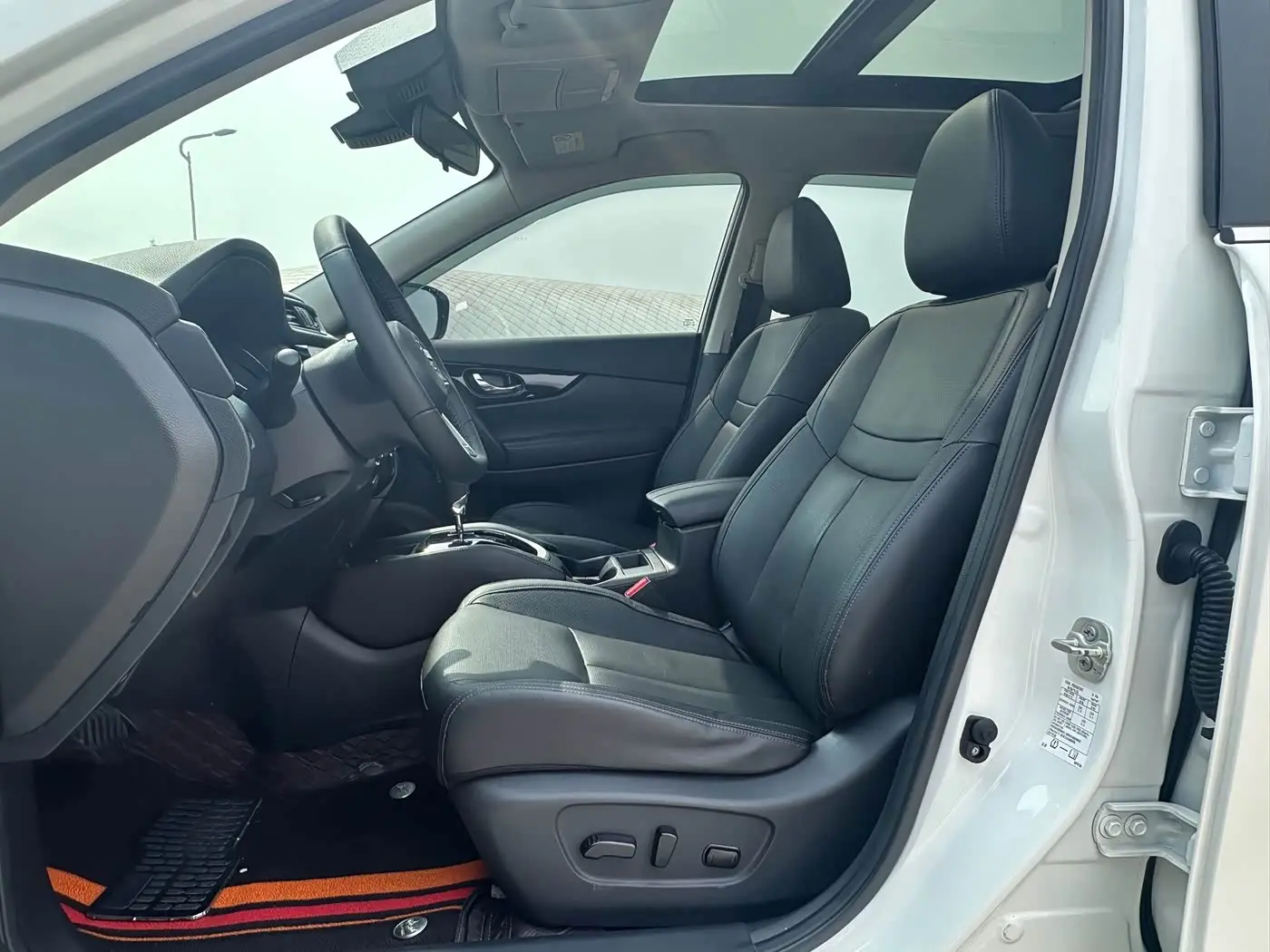 Nissan X-Trail 2023 — Photo 12/20
