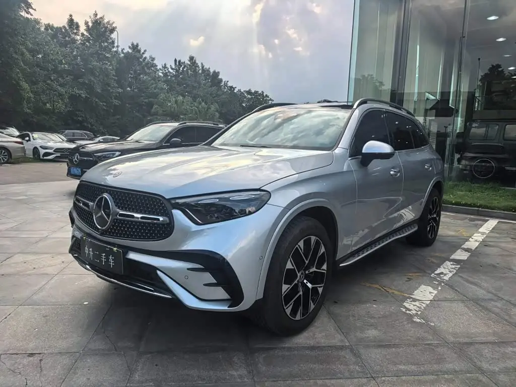 Mercedes-Benz GLC New Energy 2026 — Photo 3/20