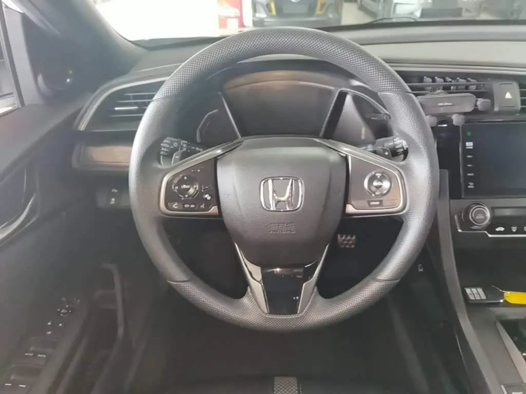 Honda Civic 2022 — Фото 11/20