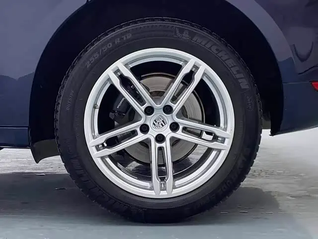 Porsche Macan 2021 — Photo 19/19