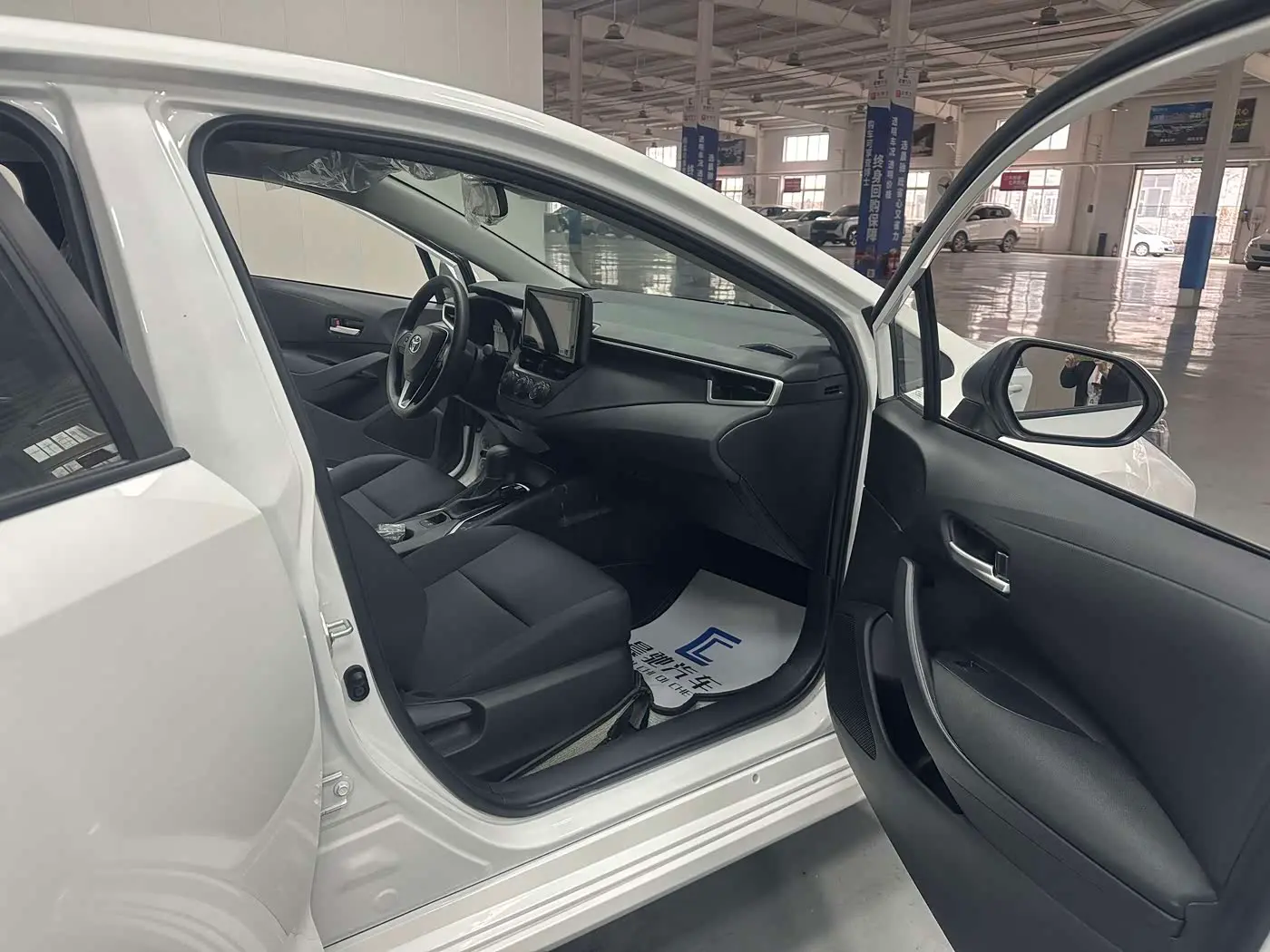 Toyota Corolla 2026 — Şəkil 13/20