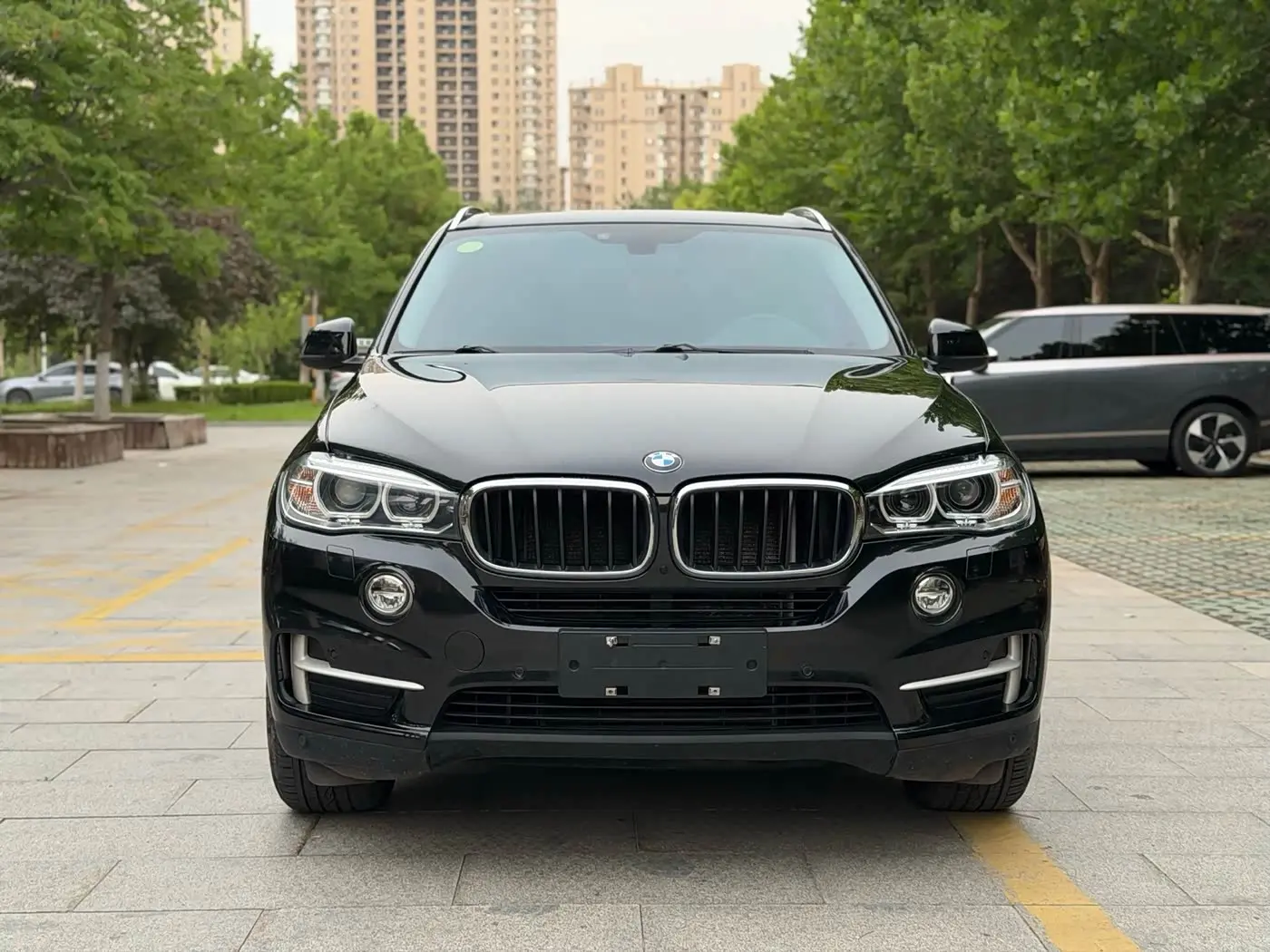 BMW X5 2015 — Photo 2/9