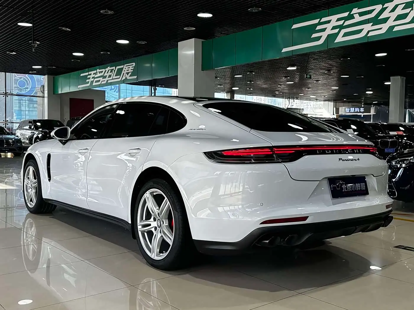 Porsche Panamera 2022 — ფოტო 20/20
