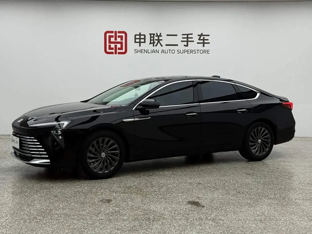 Buick LaCrosse 2025 — Фото 1/17
