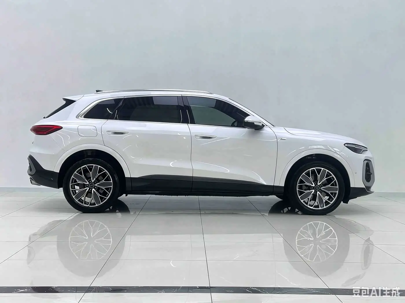 Audi Q5L 2026 — Şəkil 4/9