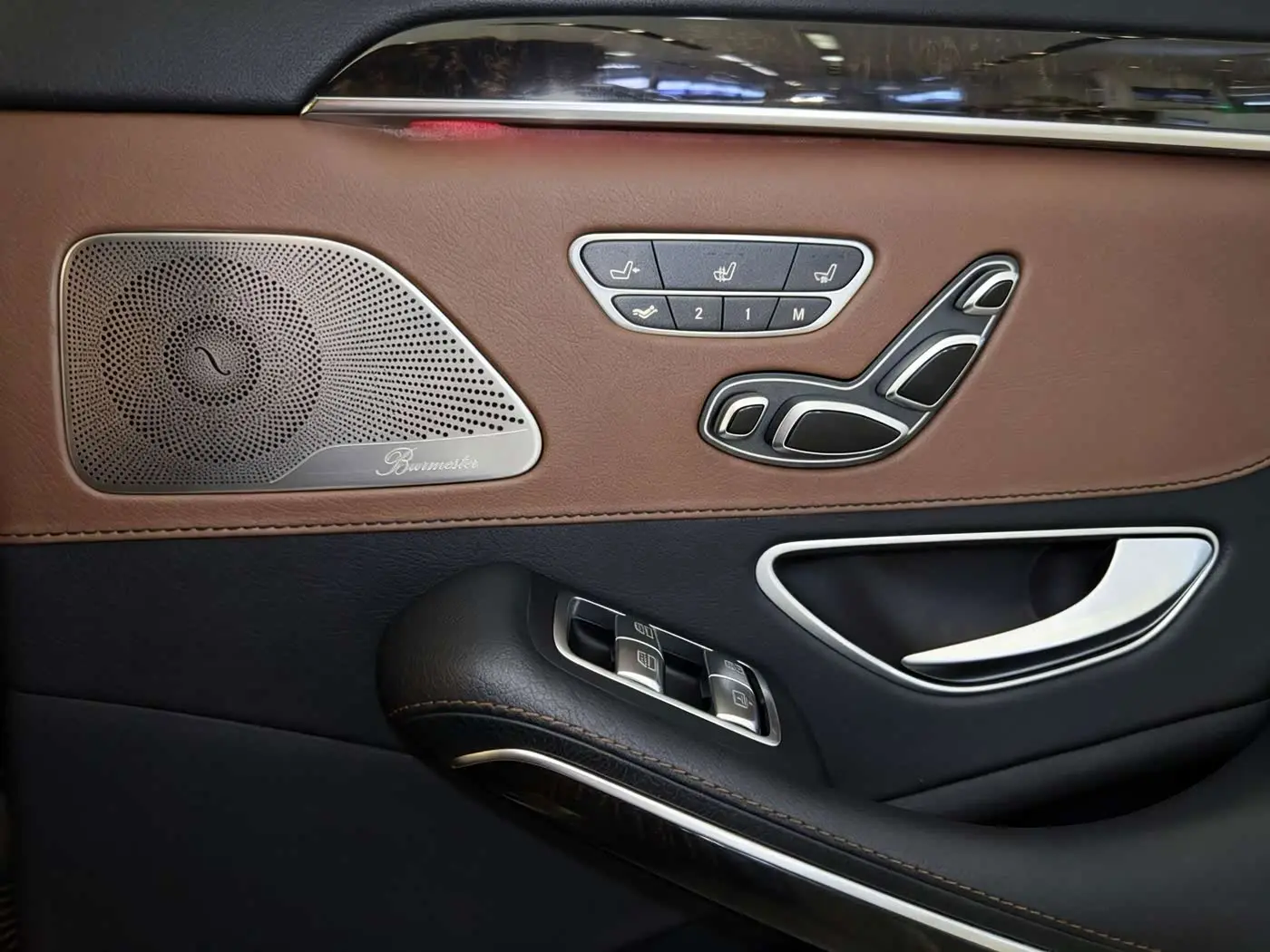 Mercedes-Benz S-Class 2018 — Photo 17/20