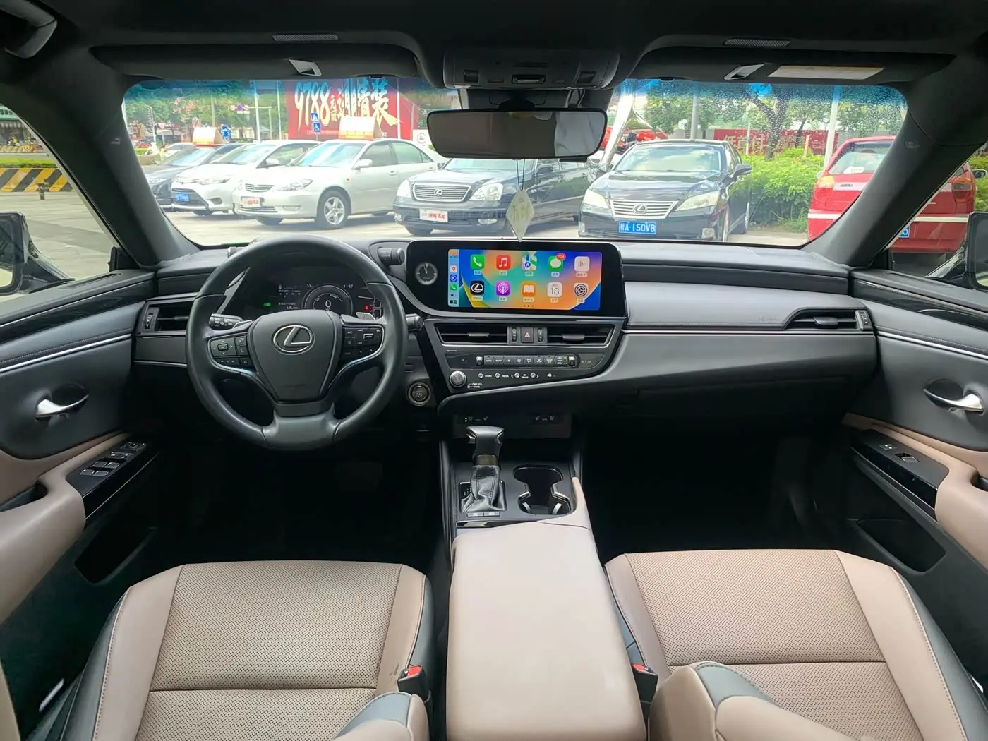 Lexus ES 2023 — Фото 17/20