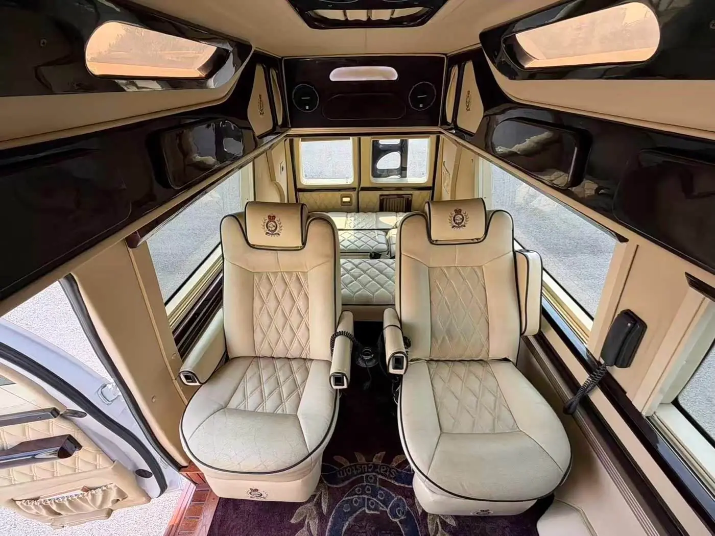 Ford E350 2013 — Şəkil 9/12