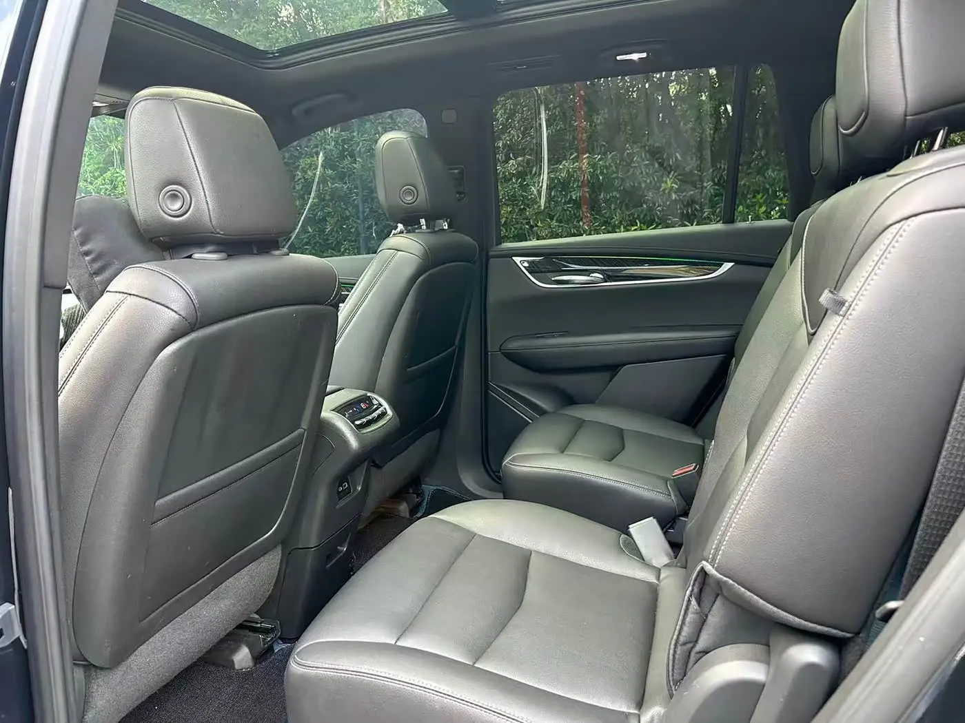 Cadillac XT6 2024 — Photo 6/16
