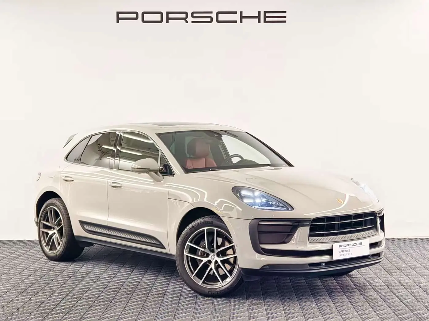 Porsche Macan 2022 — Photo 3/12