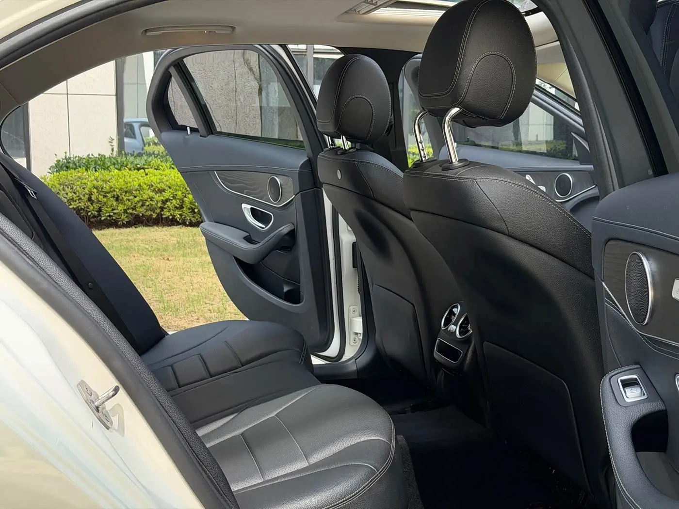Mercedes-Benz C-Class 2019 — Şəkil 12/20
