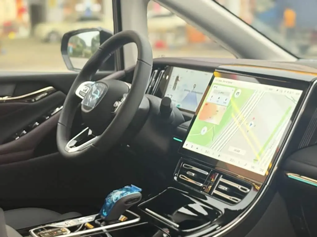 GAC Trumpchi Trumpchi M8 2026 — Photo 13/17
