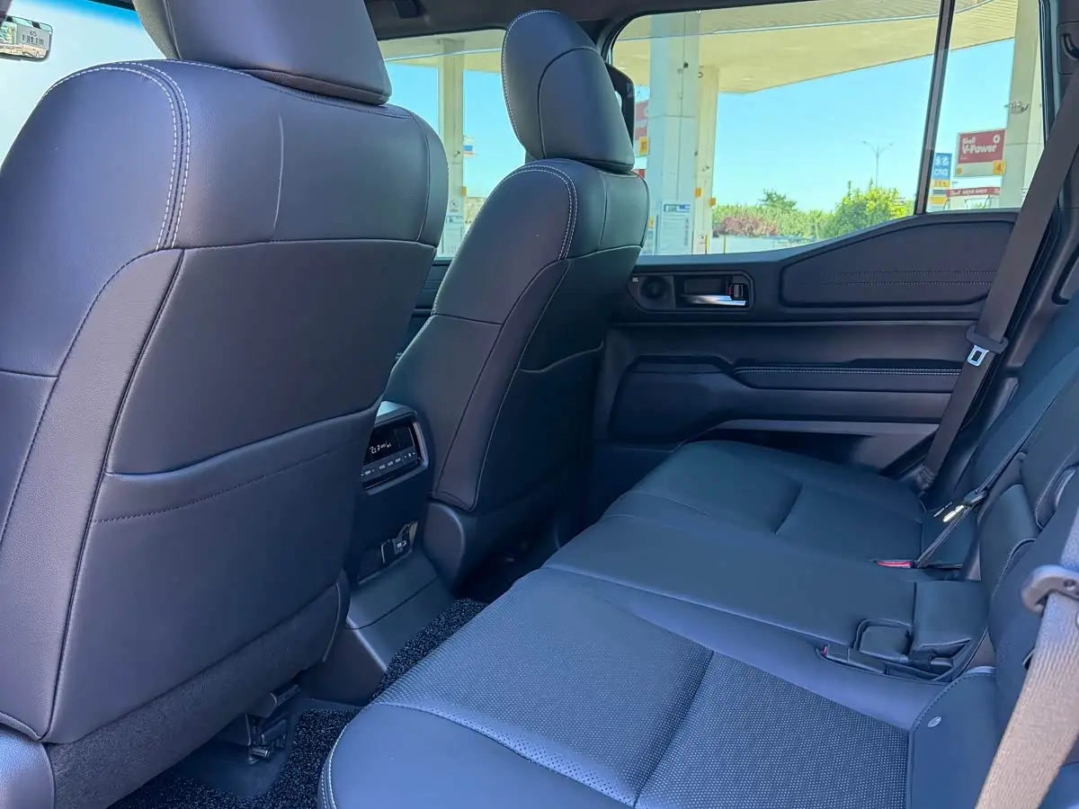 Toyota Prado 2026 — Photo 11/19
