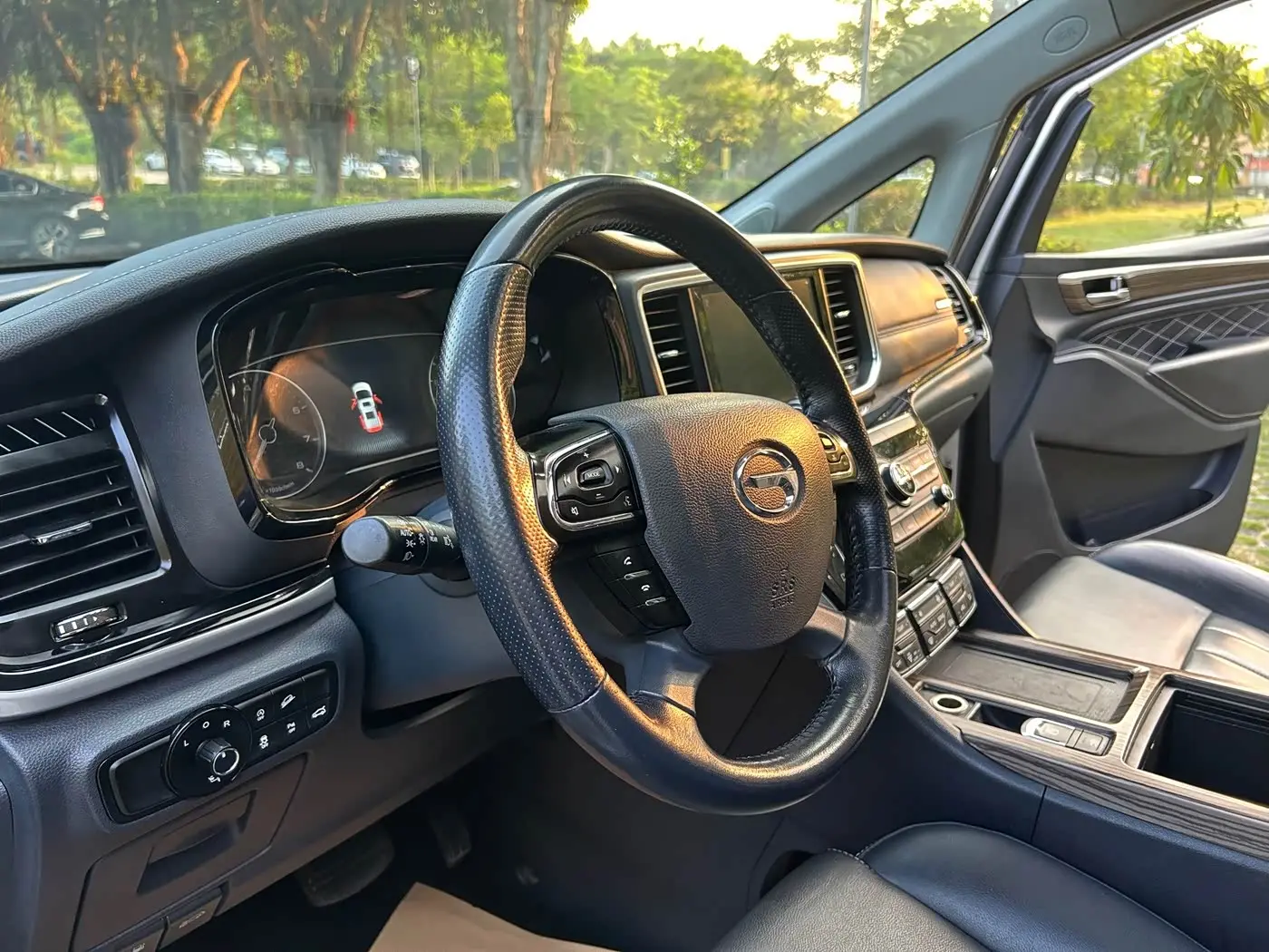 GAC Trumpchi Trumpchi M8 2020 — Фото 13/16