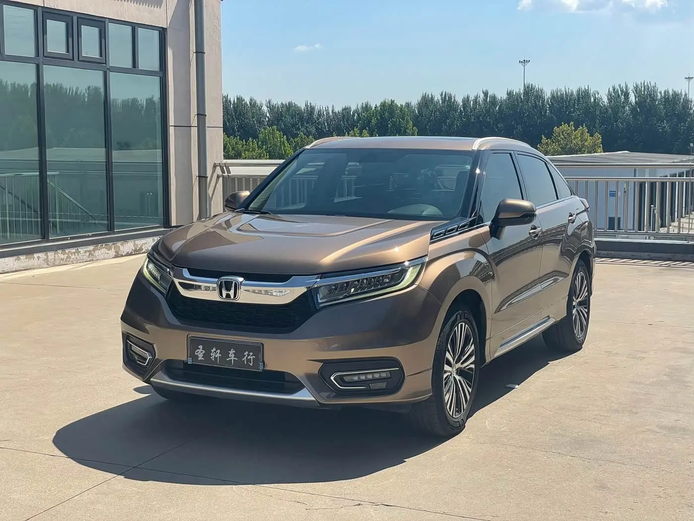 Honda Avancier 2017 — Фото 1/19