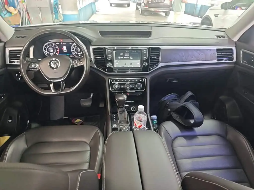 Volkswagen Teramont 2017 — Şəkil 10/20