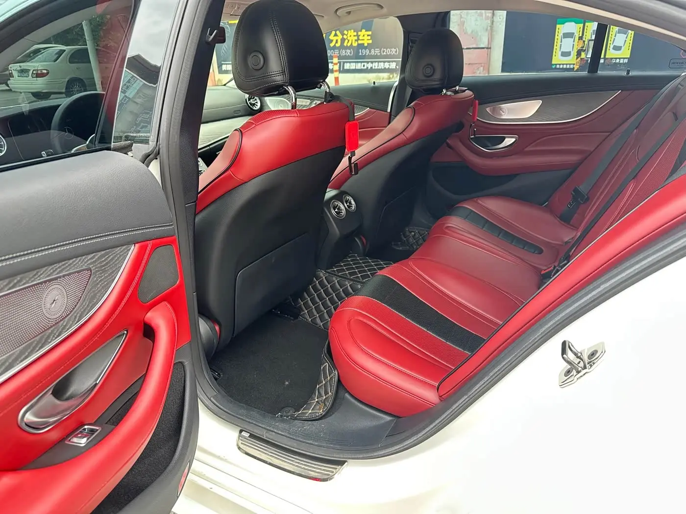 Mercedes-Benz CLS 2021 — Photo 7/10