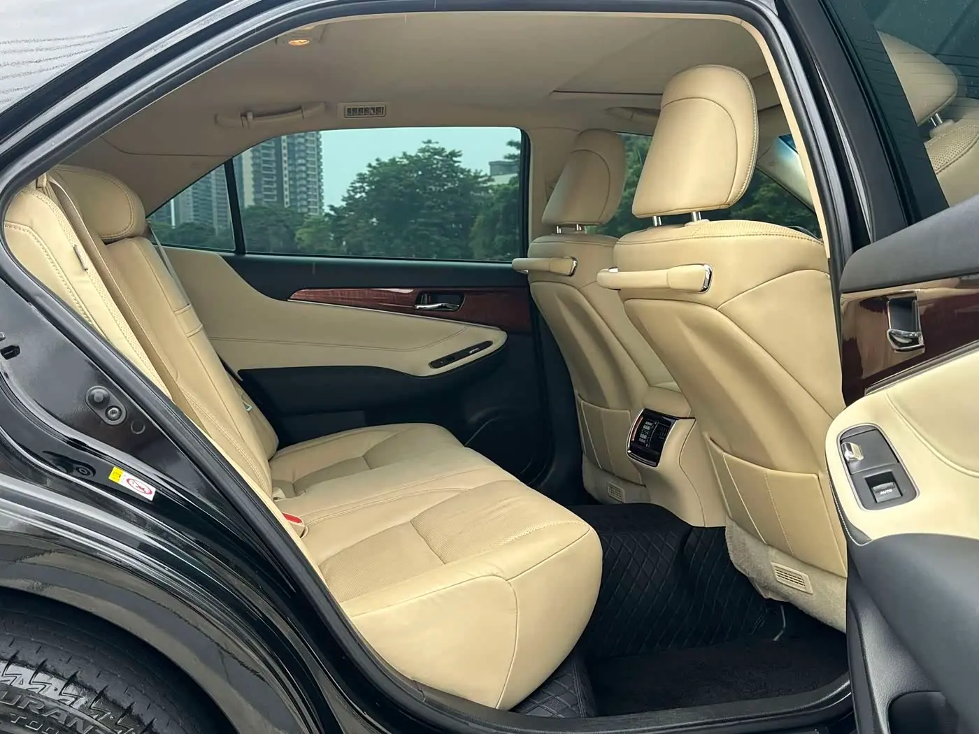 Toyota Crown 2019 — Фото 9/9