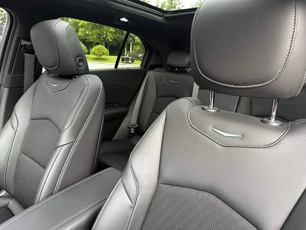 Cadillac XT4 2020 — Фото 12/19