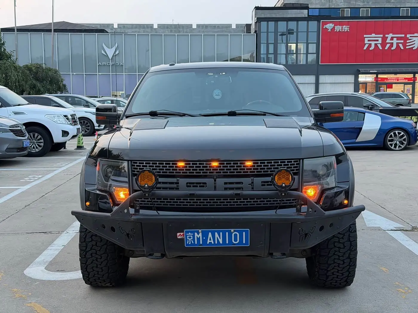 Ford F-150 Raptor 2015 — Фото 1/10