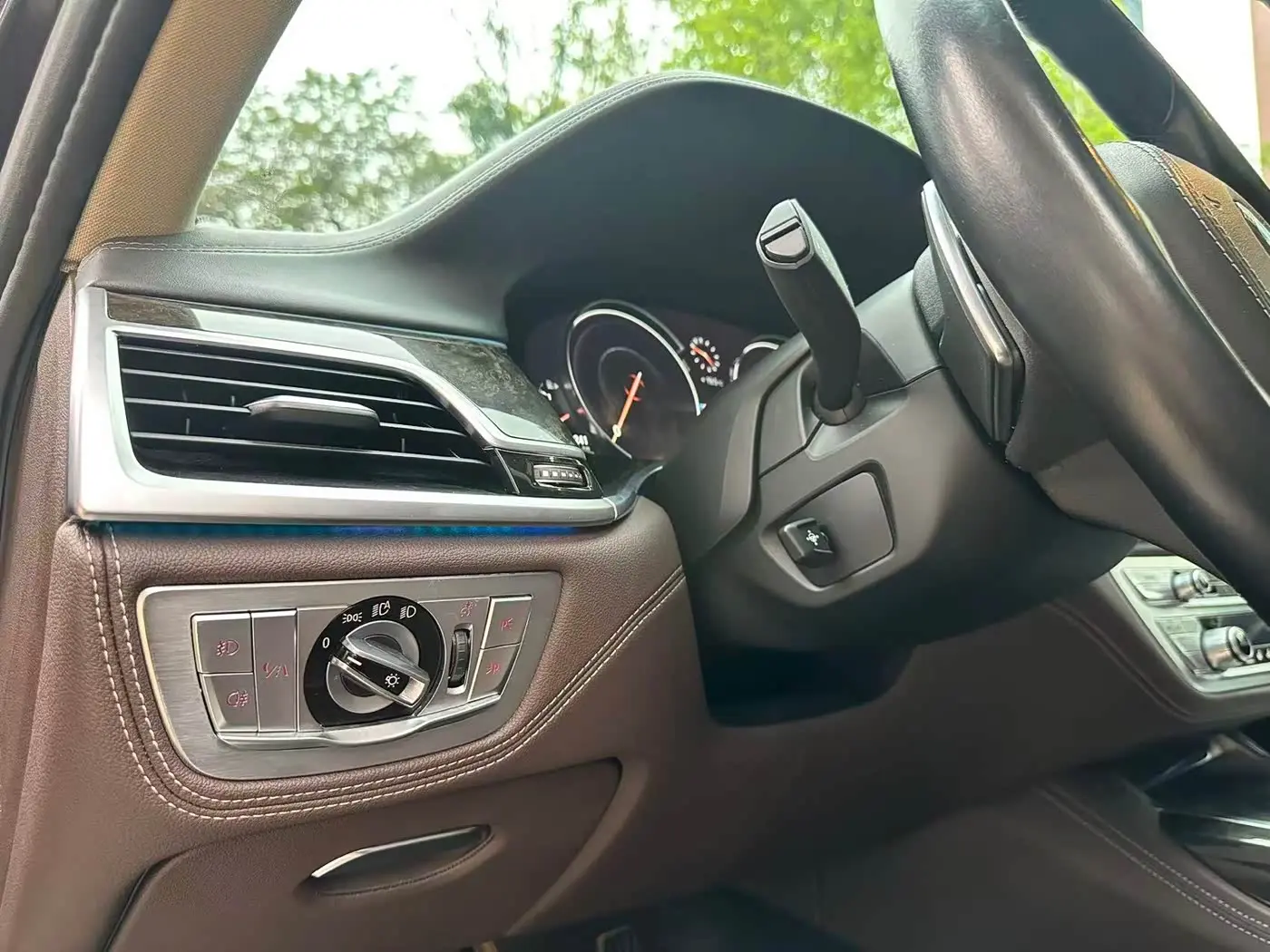 BMW 7 Series 2016 — Photo 11/20